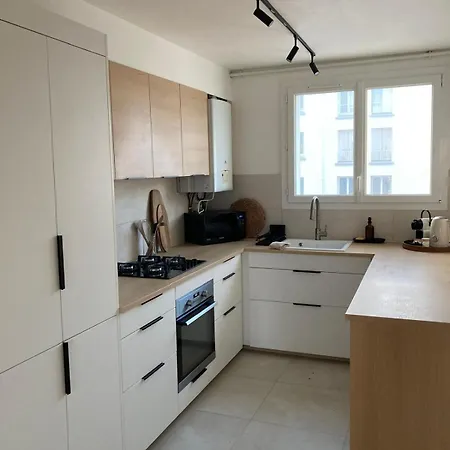 63m2 Lumineux Proche Stang Alar شقة