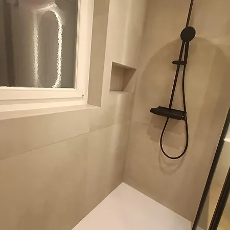 63m2 Lumineux Proche Stang Alar *